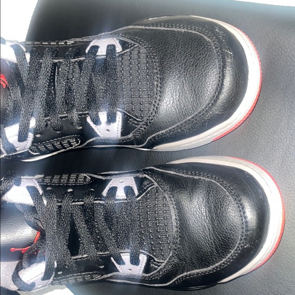 Air Jordan 4 Retro Black and Red Sneakers Pre School Size 3Y - Picture 16 of 17